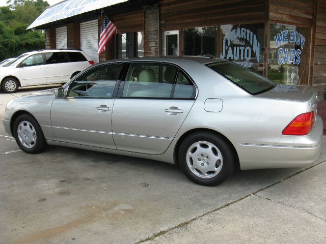 Lexus LS 430 2001 photo 3