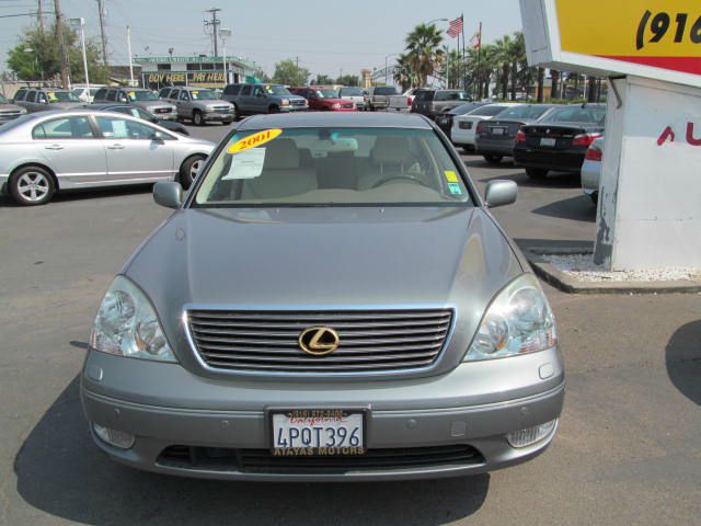 Lexus LS 430 2001 photo 4