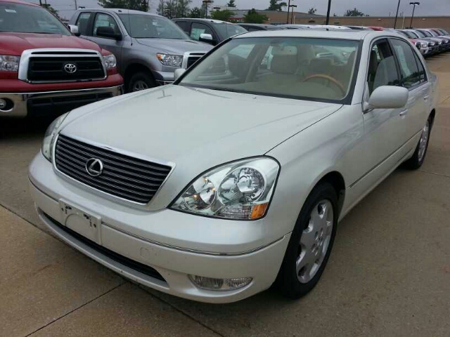 Lexus LS 430 Base Sedan