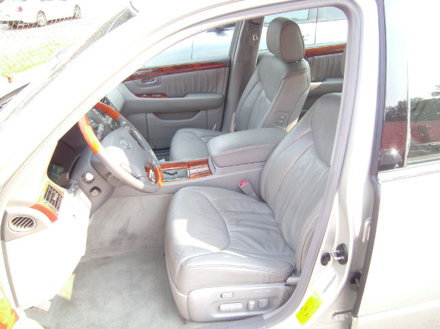 Lexus LS 430 2001 photo 3