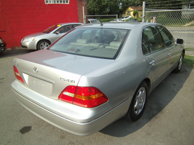 Lexus LS 430 2001 photo 4