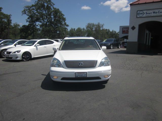 Lexus LS 430 2001 photo 22