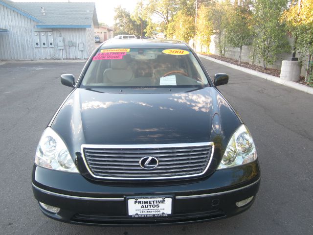 Lexus LS 430 2001 photo 3