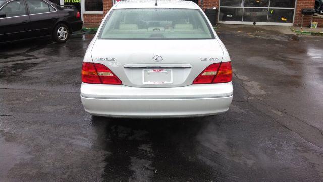 Lexus LS 430 2001 photo 3