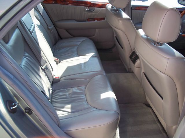 Lexus LS 430 2001 photo 10