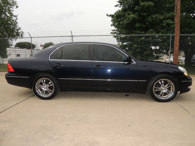 Lexus LS 430 2001 photo 13