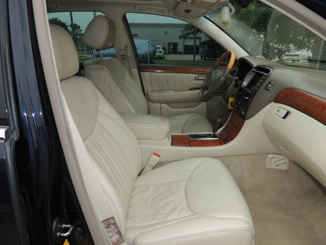 Lexus LS 430 2001 photo 30