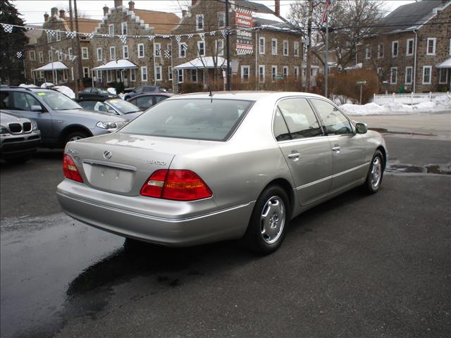 Lexus LS 430 2002 photo 1