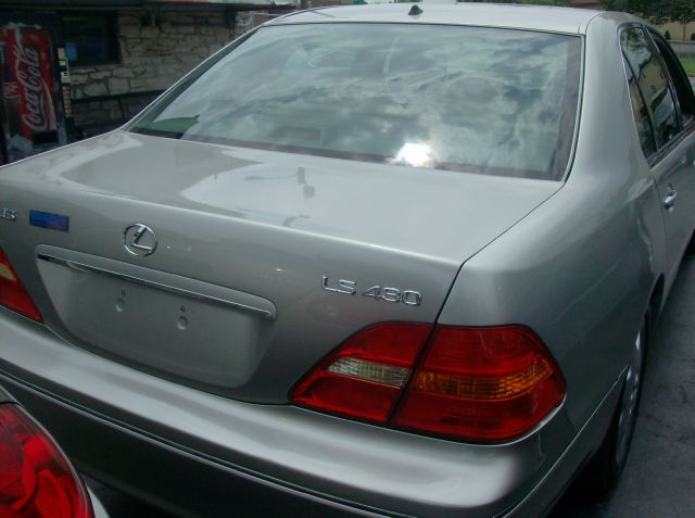 Lexus LS 430 2002 photo 1