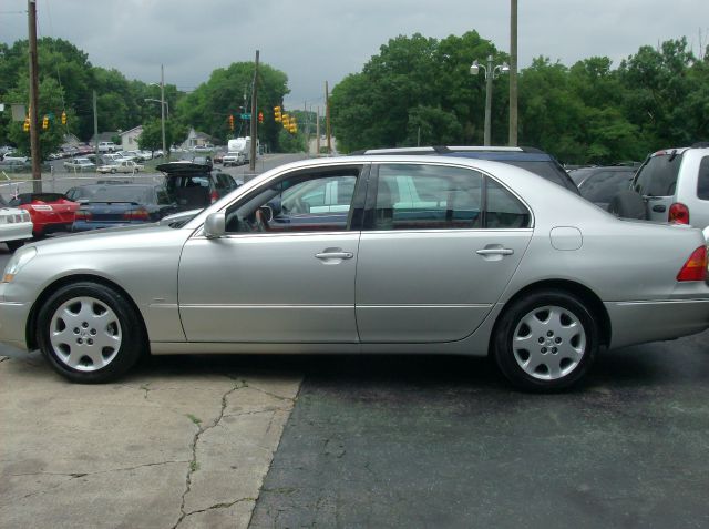 Lexus LS 430 2002 photo 7