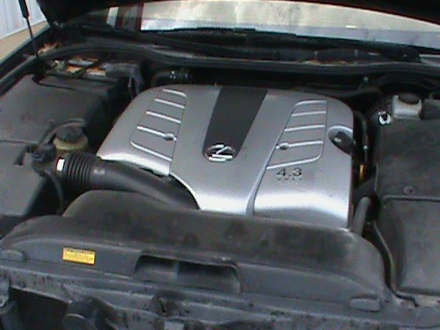 Lexus LS 430 2002 photo 2