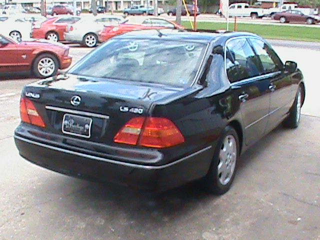 Lexus LS 430 2002 photo 4