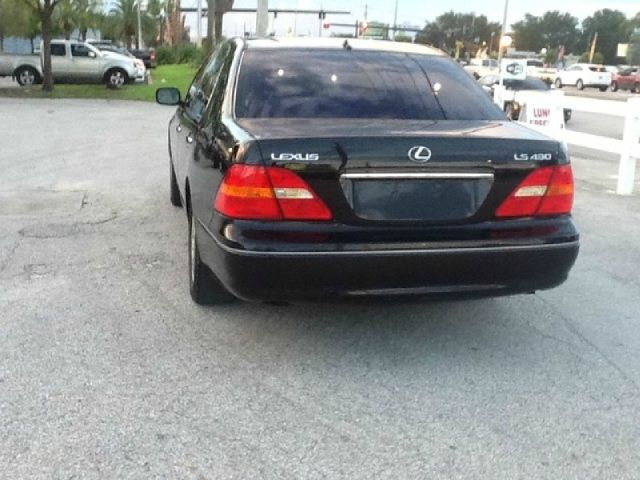 Lexus LS 430 2002 photo 13