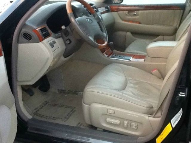 Lexus LS 430 2002 photo 14