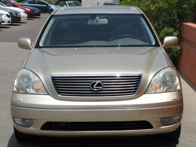 Lexus LS 430 2002 photo 1