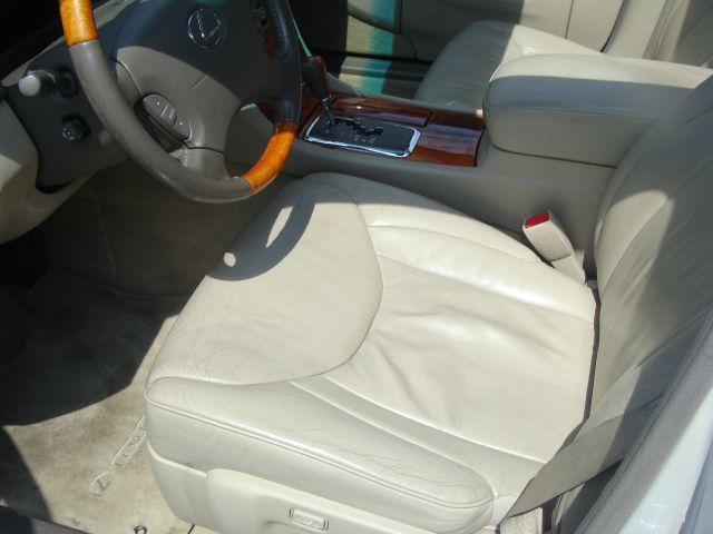 Lexus LS 430 2002 photo 1