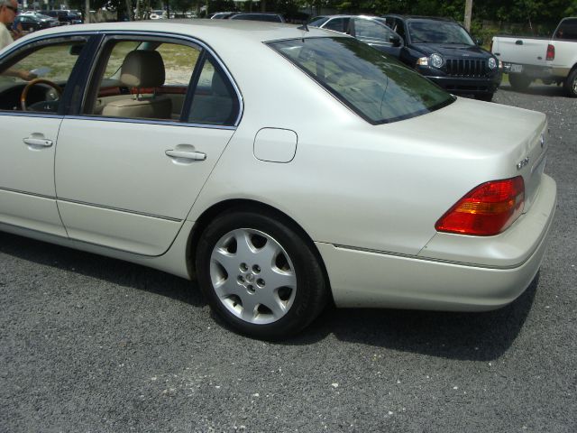 Lexus LS 430 2002 photo 6