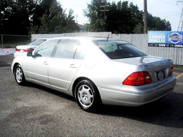 Lexus LS 430 2002 photo 4