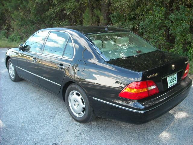 Lexus LS 430 2002 photo 3