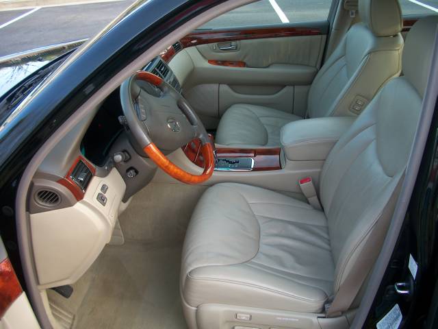 Lexus LS 430 2002 photo 3