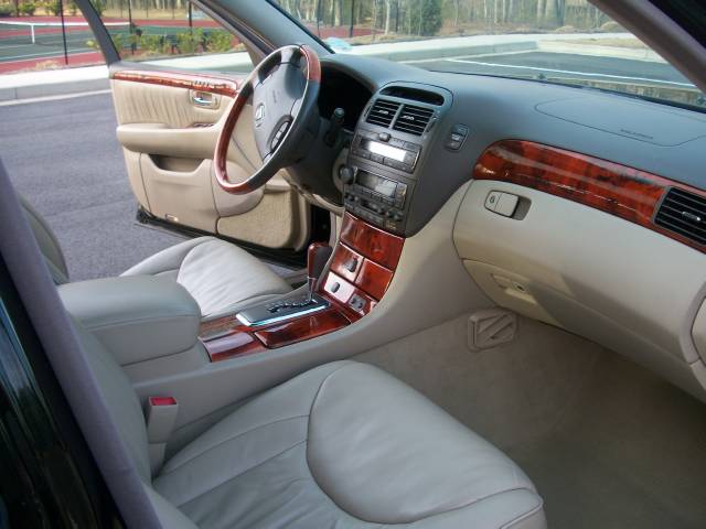 Lexus LS 430 2002 photo 4