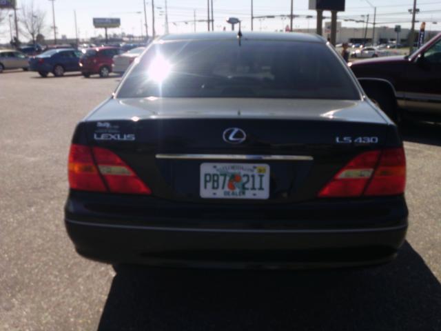 Lexus LS 430 2002 photo 4