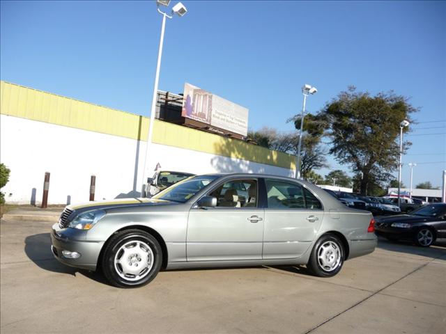 Lexus LS 430 2002 photo 3