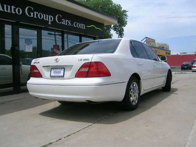 Lexus LS 430 2002 photo 3