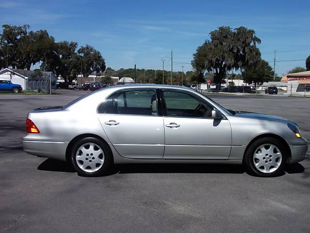 Lexus LS 430 2003 photo 3