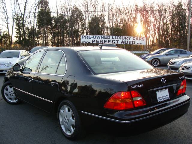 Lexus LS 430 2003 photo 1