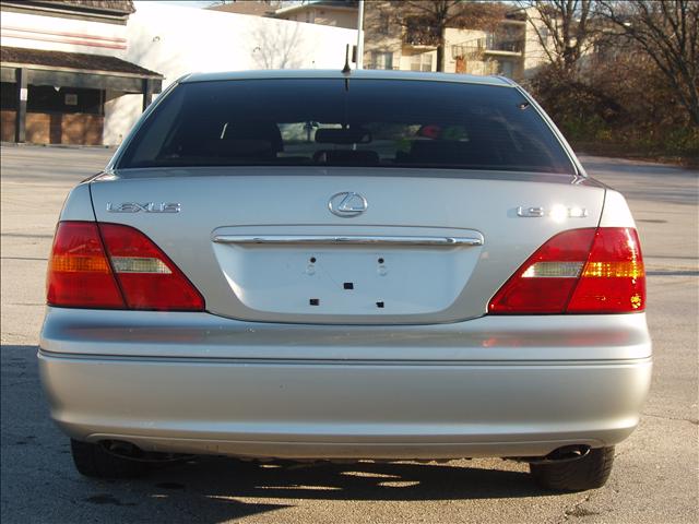 Lexus LS 430 2003 photo 3