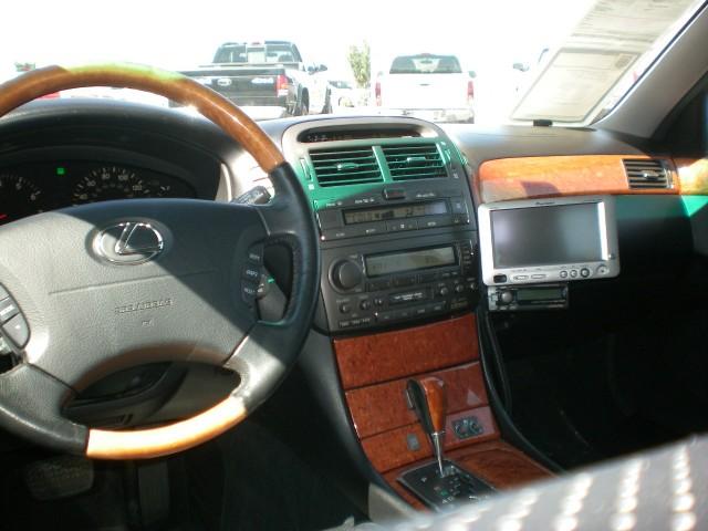 Lexus LS 430 2003 photo 2