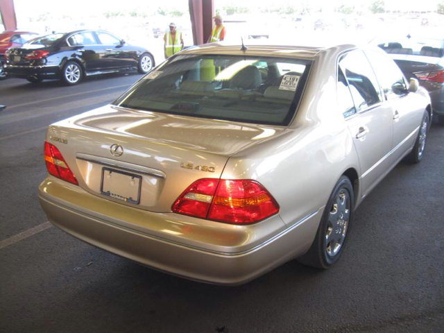 Lexus LS 430 2003 photo 2