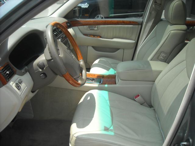 Lexus LS 430 2003 photo 2