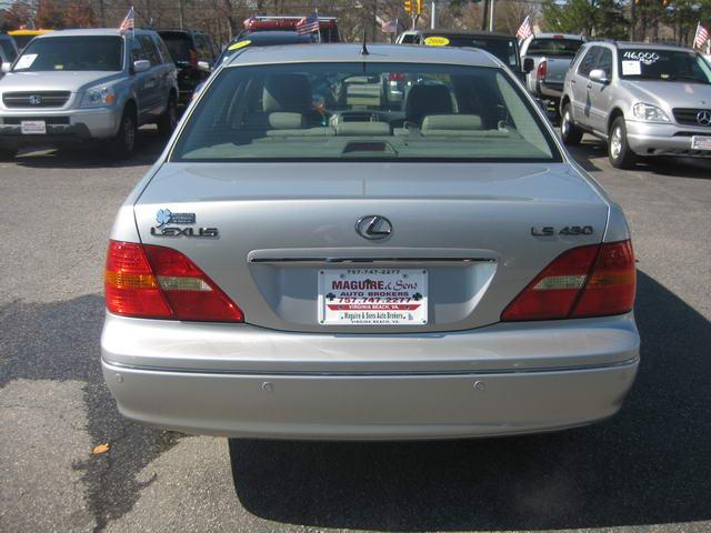 Lexus LS 430 2003 photo 3