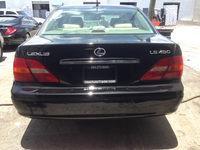 Lexus LS 430 2003 photo 1