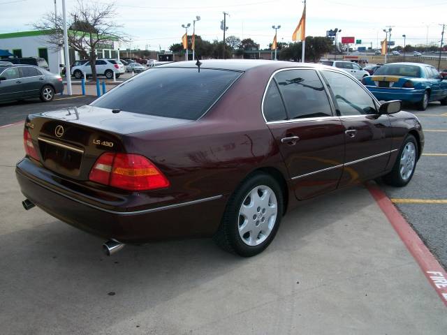 Lexus LS 430 2003 photo 4