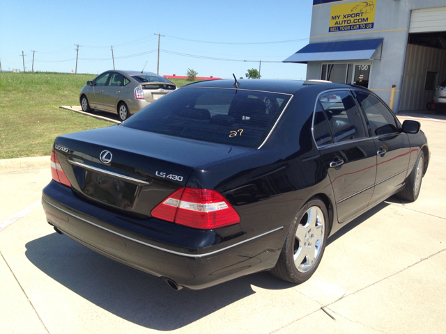 Lexus LS 430 2004 photo 2