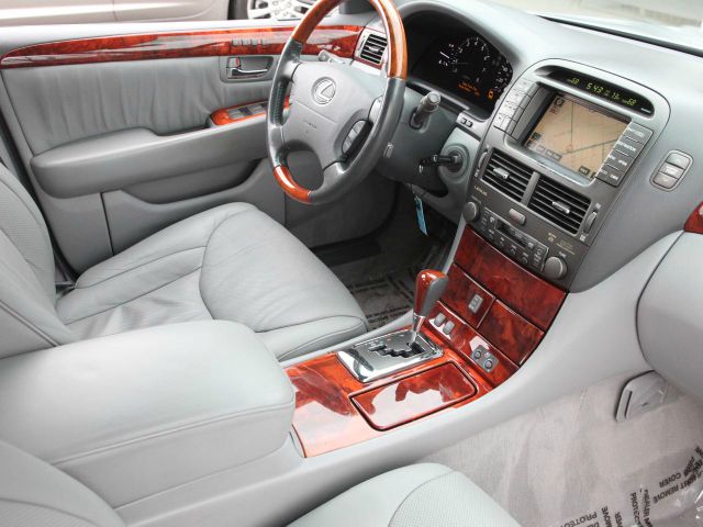 Lexus LS 430 2004 photo 10