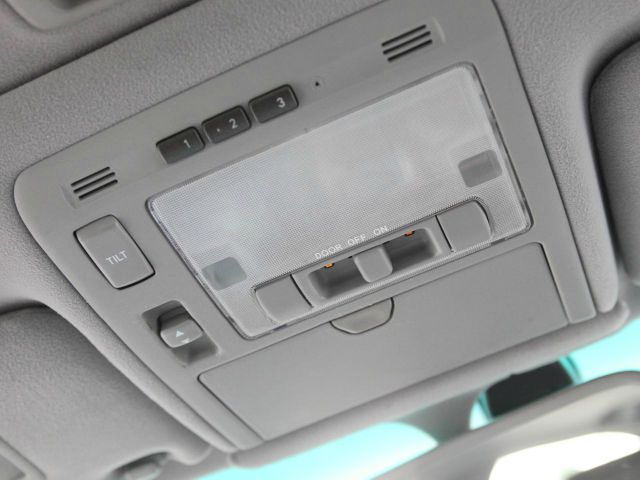 Lexus LS 430 2004 photo 5