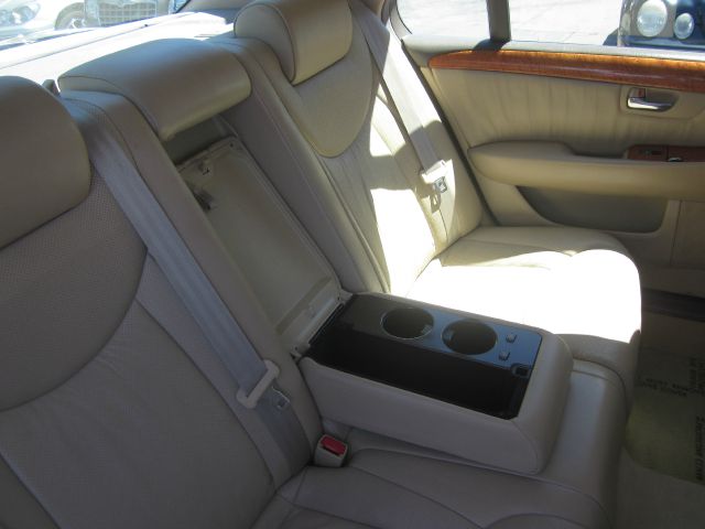 Lexus LS 430 2004 photo 12