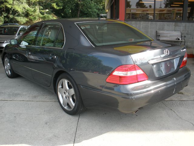 Lexus LS 430 2005 photo 4