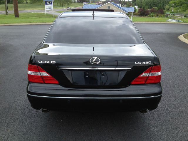 Lexus LS 430 2005 photo 22