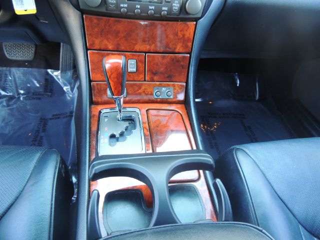 Lexus LS 430 2005 photo 18