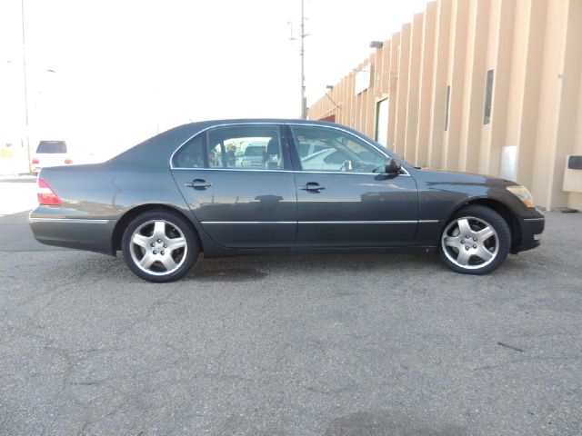 Lexus LS 430 2005 photo 27