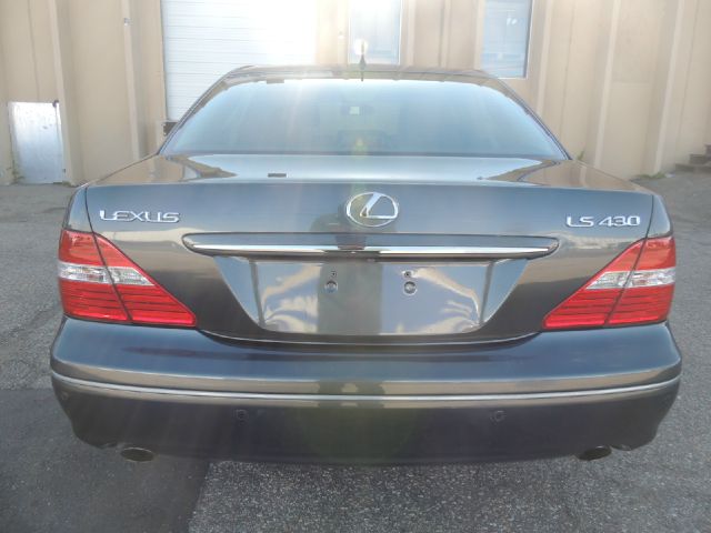 Lexus LS 430 2005 photo 28