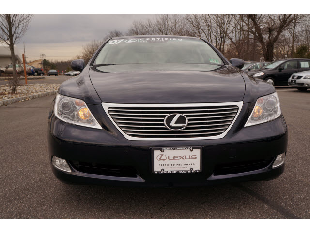 Lexus LS 460 2007 photo 3