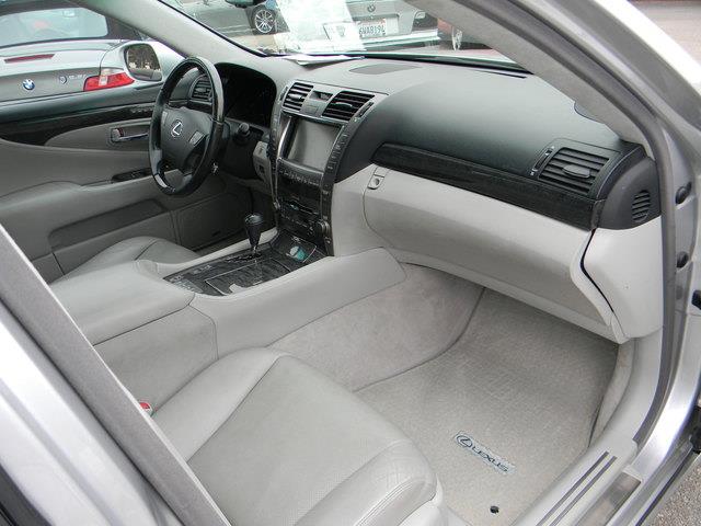 Lexus LS 460 2007 photo 12