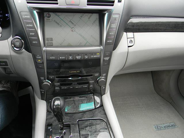 Lexus LS 460 2007 photo 2