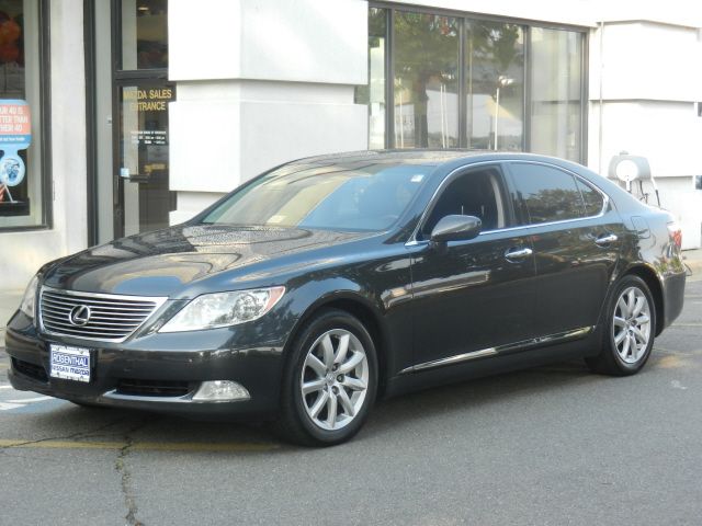 Lexus LS 460 Base Unspecified